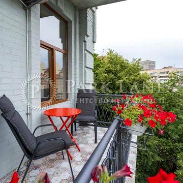 Видова 3кімн. квартира. Богдана Хмельницького 57. Історичний центр.