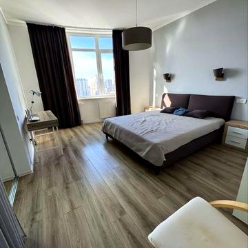 Жк Изумрудний, жк Смарагдовий, Без комісіі. Реальному клієнту торг. ЖК Смарагдовий