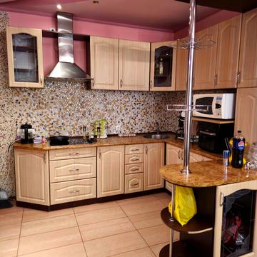 Аерокосмічний просп., 43