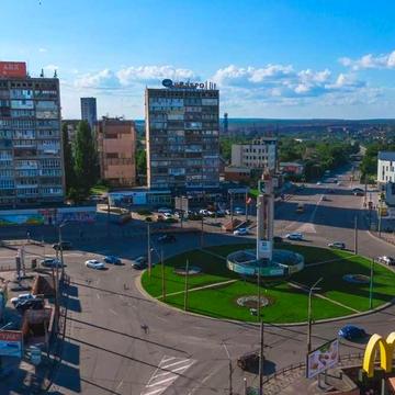 Продаж будинку в центрі міста - 95 квартал