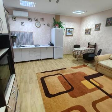 Комфортная квартира с автономным отоплением возле Сити-центра