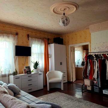 Частина будинку у центрі Змієва