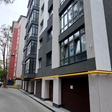 Короля Данила вул., 3а