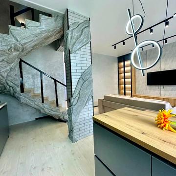 Тищенка вул., 37