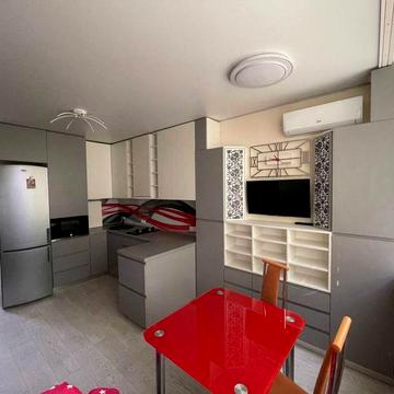 Продам хорошу 2к квартиру на середньому поверсі.