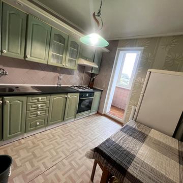 Зарічанська, 50