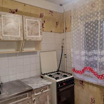Березняки. Тичини 1, Silver breeze поряд