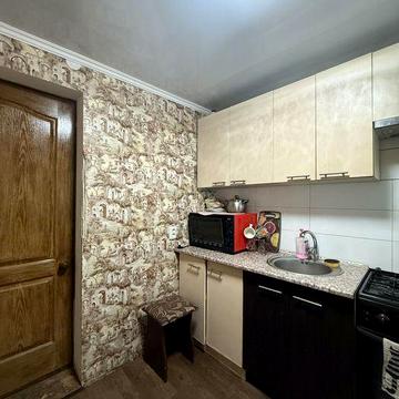 Продам половину будинку на Новомиколаївці