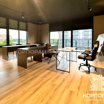 Дмитра Снігурського вул., 17