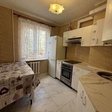 Академіка Заболотного вул., 54