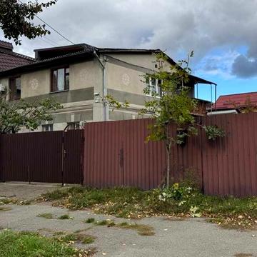 Продам частину будинку дві квартири 4 сотки Соломянка Відрадний Київ