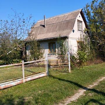 Продається дачний участок з будинком