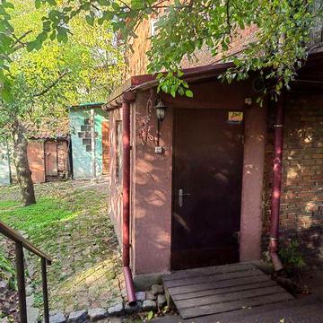 Сдам дом на два входа. Центр. Можно с питомцами. Свободен с 04.11