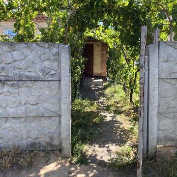 Продаж 3к Дім Вишневий провулок