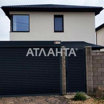 Отдельно стоящий дом с ремонтом в Червоном Хуторе