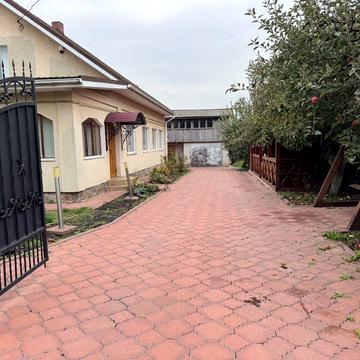 Березова вул.