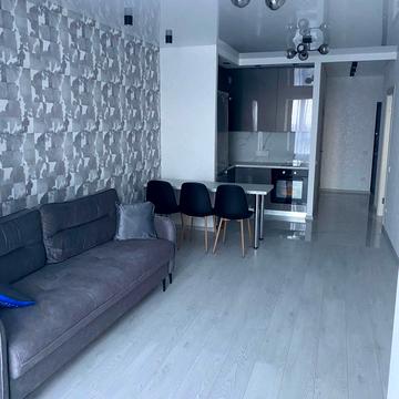 Набережна Перемоги вул., 62