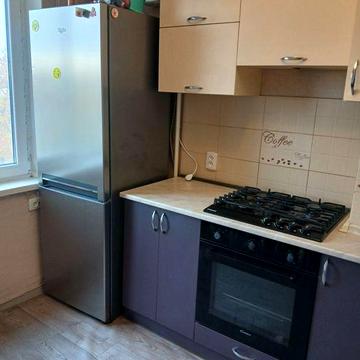 Здам 2 кімнатну кв. Хозяин.