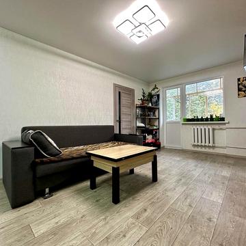 Льотна вул. (Червоногвардійська), 17