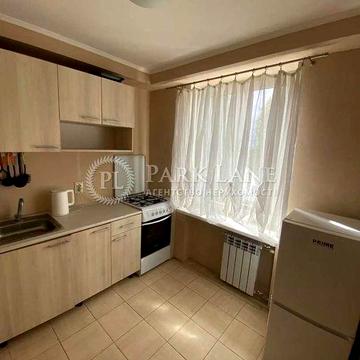 Продам 2к ремонт бульвар Марії Приймаченко 8Б Печерськ Держ прграми