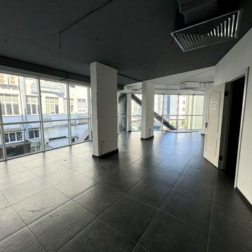 Героїв УПА вул., 73