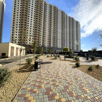 Продам 1 комнатную кв-ру в 59 Жемчужине на Сахарова ЖК Кадорр