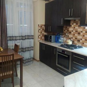 Івана Рубчака вул., 21б