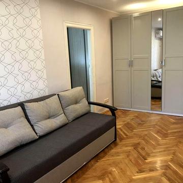 Здам 2-кімнатну квартиру по вул.Янгеля,ст.метро «Політех.інститут»