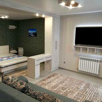 Боровіковського бульв., 2/4