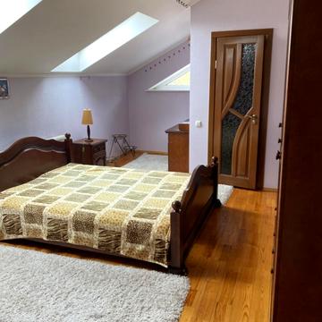 Стара Дорога вул., 22