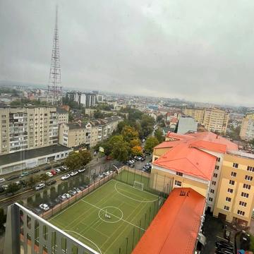 Євгена Коновальця вул., 37-А