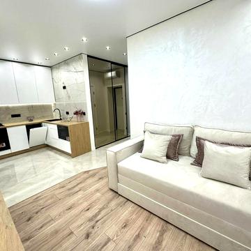 Яблунева вул., (вул. Радісна, 6)