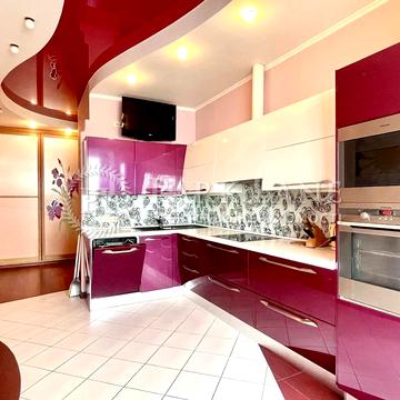 Оболонська набережна вул., 3