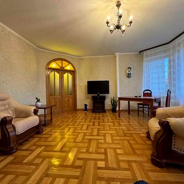 Оренда стильної 3-к в новому будинку біля Unit.City, вул. Іллєнка, 83д