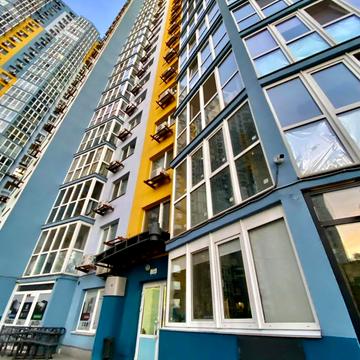 Вишняківська вул., 2