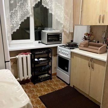 Оренда 2 кімнатноі квартири по П. Калнишевського