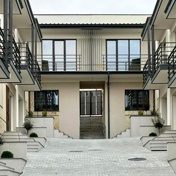 Висока вул.