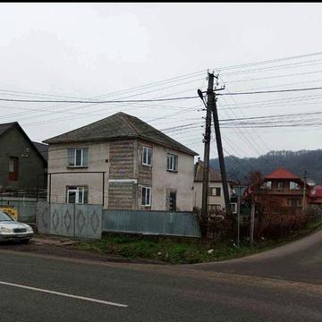 Продам будинок в центрі села Сільце