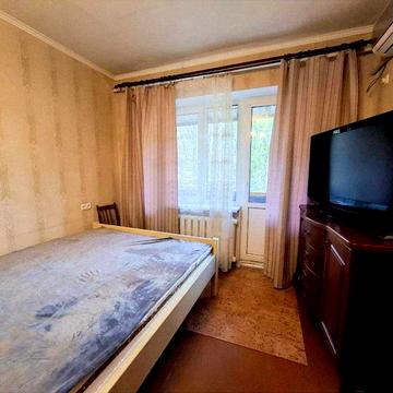 Продам 2 комнатную квартиру на Рабочей