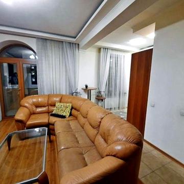 Печерськ.Центр. ЕНЕРГОнезалежна. Мечникова.Метро Кловська.Гулівер