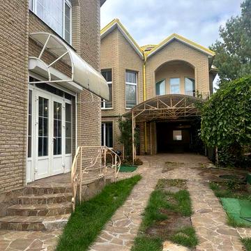 Сдам два дома на одном участке Район Гагарина Нагорка Правый берег