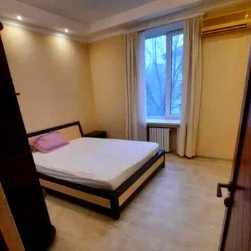 2 кім в ЦЕГЛІ з кухнею 10 м2 район НЕЗАЛЕЖНОСТІ (ТИТОВА) (717257)