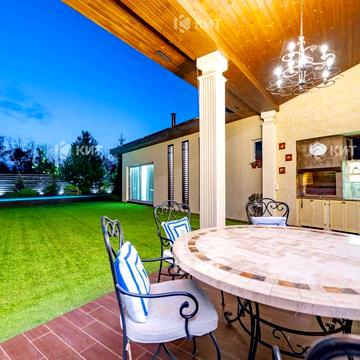 Олексіївська вул.