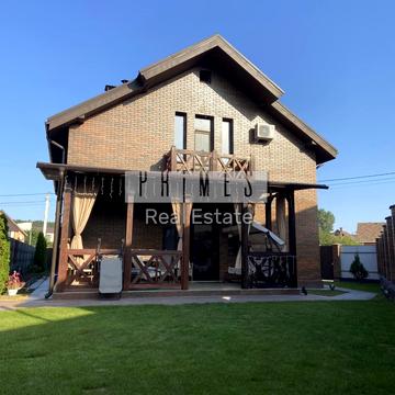 Центральна вул.