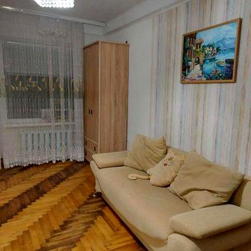 Сдам 3-х квартиру на Бабурке,в районе ост."школа"