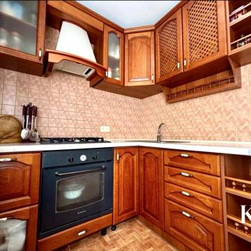 Продам 3 х ком квартиру на Титова, Фабрично-Заводская 20