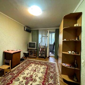 Продам 2х комнатную квартиру на Коммунаре, Максима Дия,8. Без комиссии