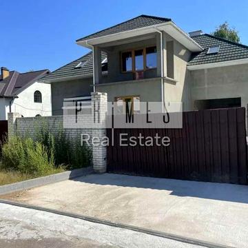 Весняна вул.