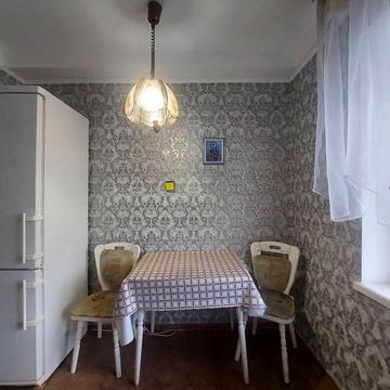 Лісовий просп., 7