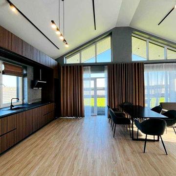 Котедж з меблями та технікою поблизу Івано-Франківська